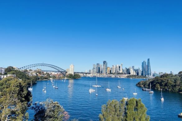 Berrys Bay Lookout - SillySuitcase