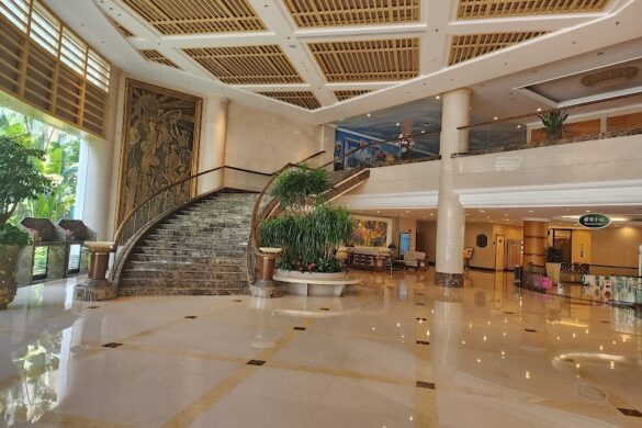 Bishuiwan Hot Spring - SillySuitcase