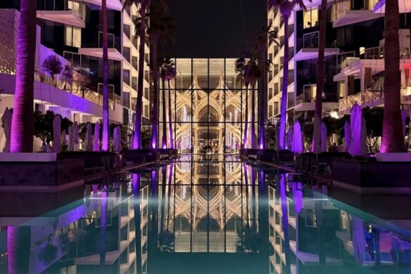 Bling Exclusive Night Club In Dubai Five Palm Jumeirah - SillySuitcase