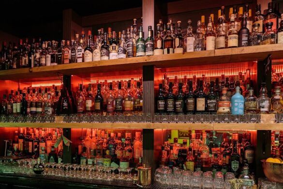 Bootlegger Cocktail Bar Cuisine Montr Al - SillySuitcase