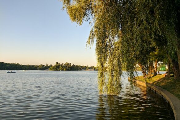 Bucharest Her Str U Park - SillySuitcase