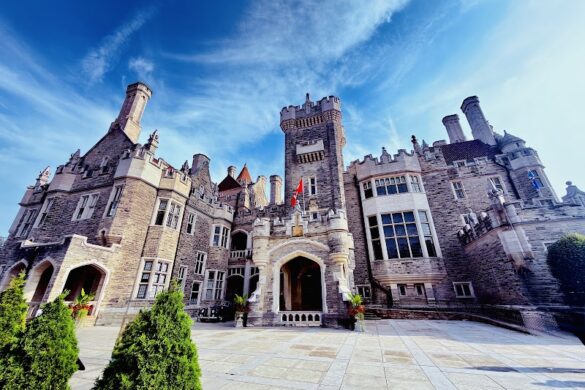 Casa Loma - SillySuitcase