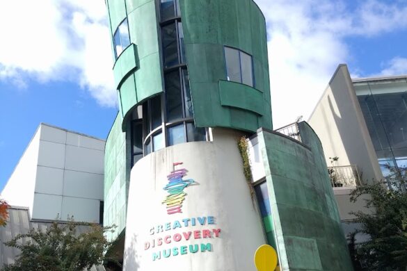 Creative Discovery Museum - SillySuitcase