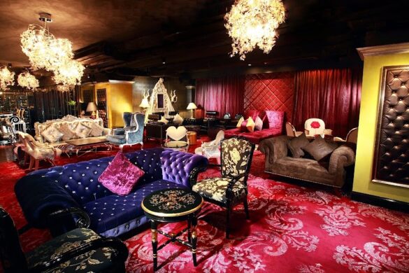 Dada Bar Lounge Tst Bar - SillySuitcase