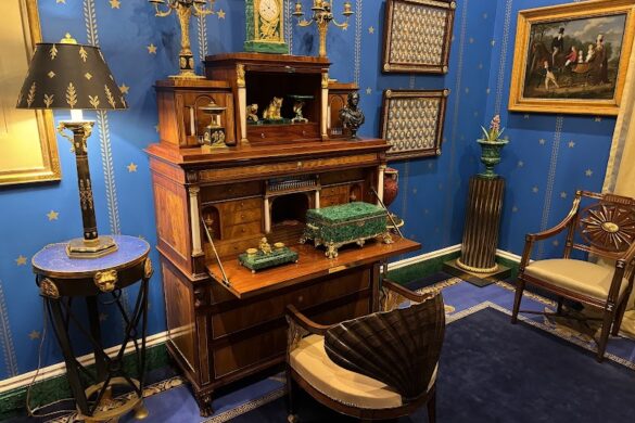 David Roche Gallery - SillySuitcase