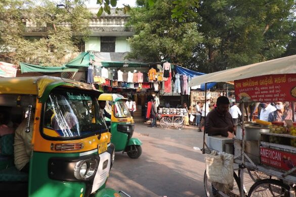 Dhalgarwad Market - SillySuitcase
