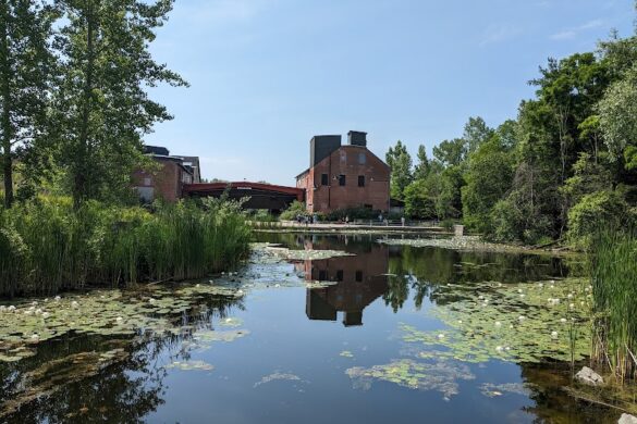 Don Valley Brick Works Park - SillySuitcase