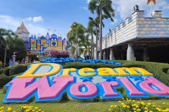 Dream World - SillySuitcase
