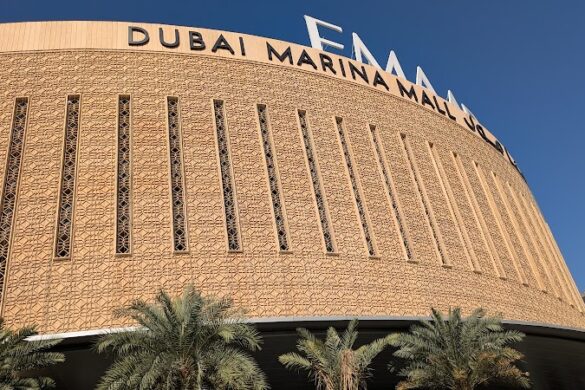 Dubai Marina Mall - SillySuitcase