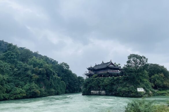 Dujiangyan Scenic Area Southeast Gate 2 - SillySuitcase