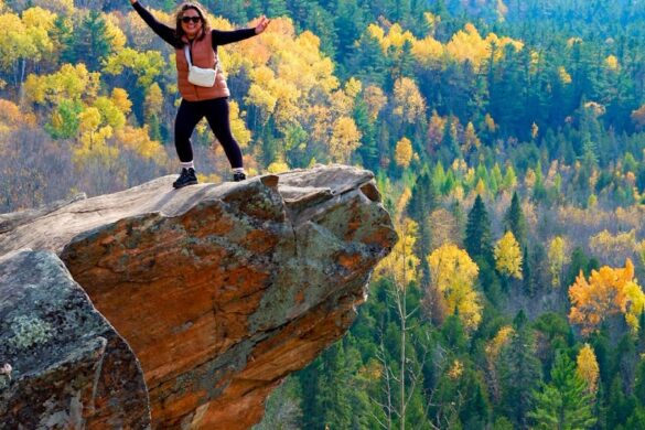 Eagle S Nest Lookout - SillySuitcase