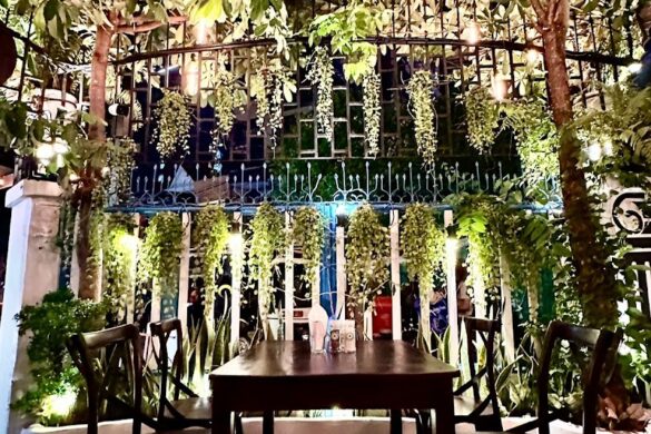 Elia Greek Kitchen Bassac Lane - SillySuitcase