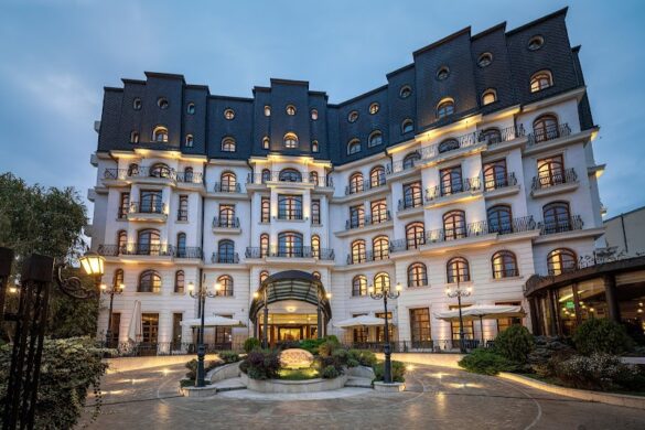 Epoque Hotel - SillySuitcase