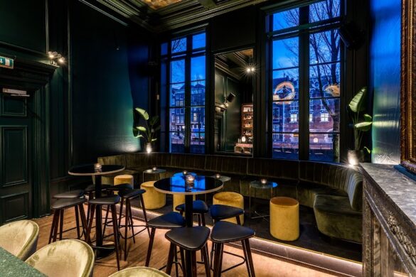 Flying Dutchmen Cocktails Cocktail Bar Amsterdam - SillySuitcase