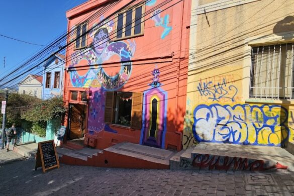 Free Tour Valparaiso - SillySuitcase