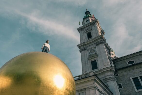 Free Walking Tour Salzburg - SillySuitcase