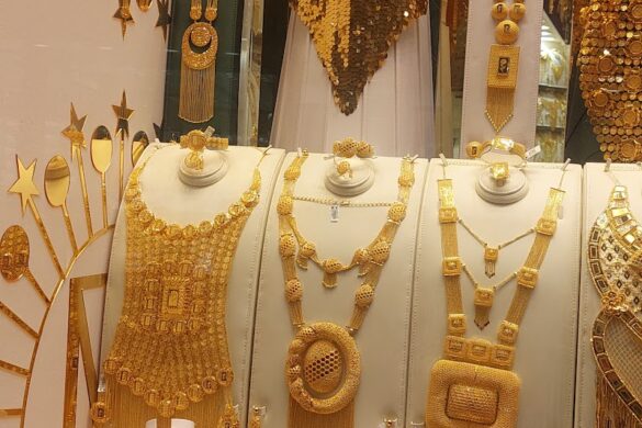 Gold Souq - SillySuitcase