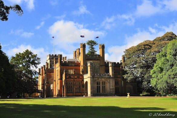 Government House - SillySuitcase
