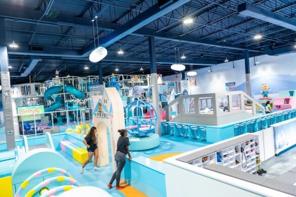 Hyper Kidz Alexandria - SillySuitcase