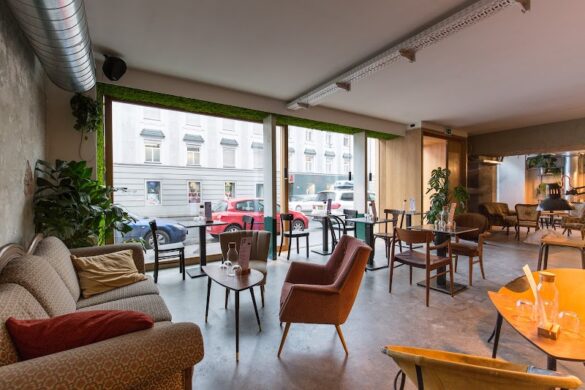 Kater Noster Cafe Bar - SillySuitcase