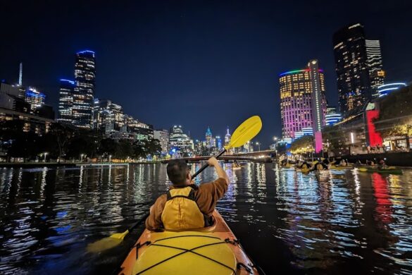 Kayak Melbourne - SillySuitcase