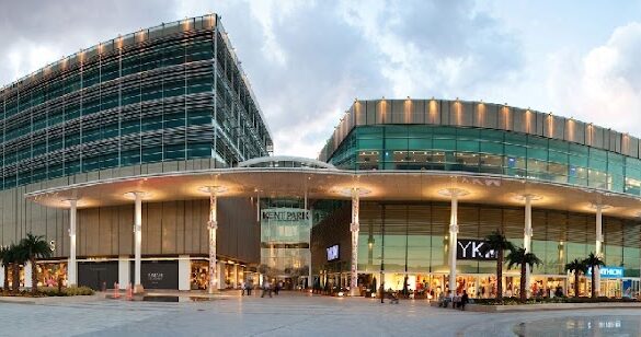 Kentpark Shopping Center - SillySuitcase