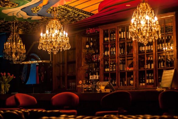 Lazybones Lounge Restaurant Bar - SillySuitcase
