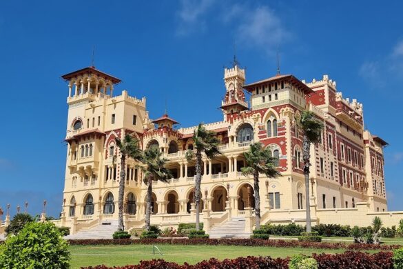 Montaza Palace - SillySuitcase