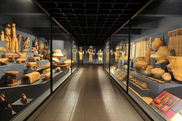 Museo Del Barro - SillySuitcase