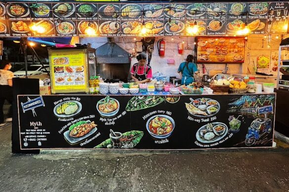 Myth I Bangkok Street Food Best Mango Sticky Rice - SillySuitcase