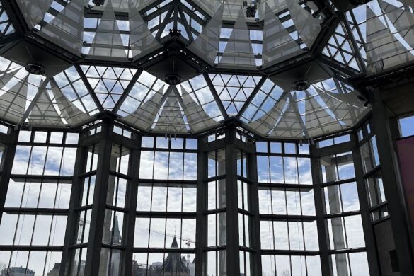 National Gallery Of Canada - SillySuitcase