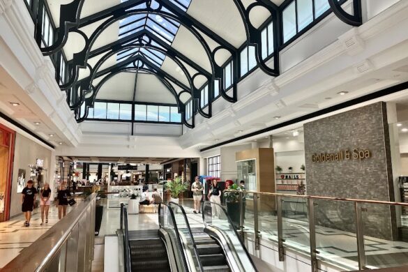 Pacific Fair Shopping Centre - SillySuitcase