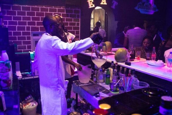 Place Vend Me Ouaga - SillySuitcase