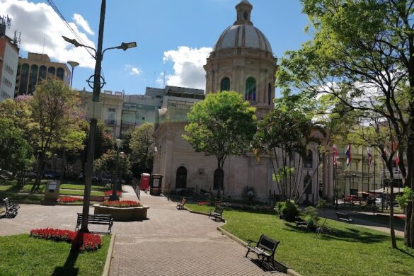 Plaza De Los H Roes - SillySuitcase