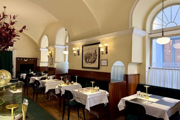 Restaurant Vienne Onurchefs - SillySuitcase