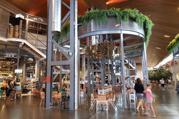 Robina Town Centre - SillySuitcase