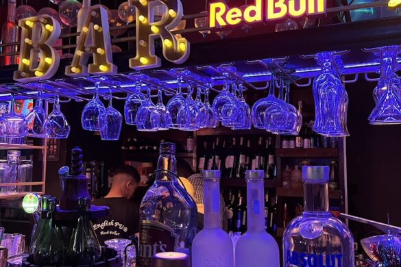 Rock Feller English Pub - SillySuitcase