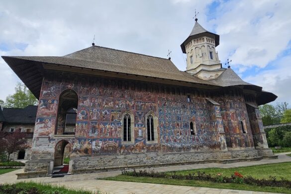 Rolandia Romania Tours - SillySuitcase