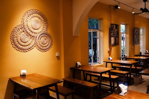 Romdeng Restaurant - SillySuitcase