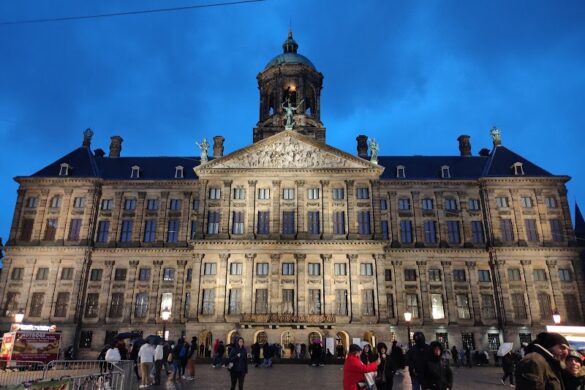 Royal Palace Amsterdam - SillySuitcase