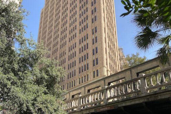 San Antonio River Walk - SillySuitcase