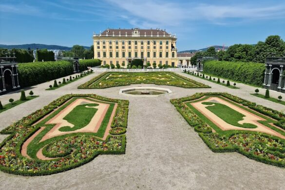 Sch Nbrunn Palace Park - SillySuitcase