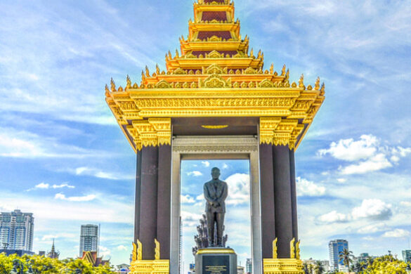 Statue Of His Majesty Preah Bat Samdech Preah Norodom Sihanouk - SillySuitcase