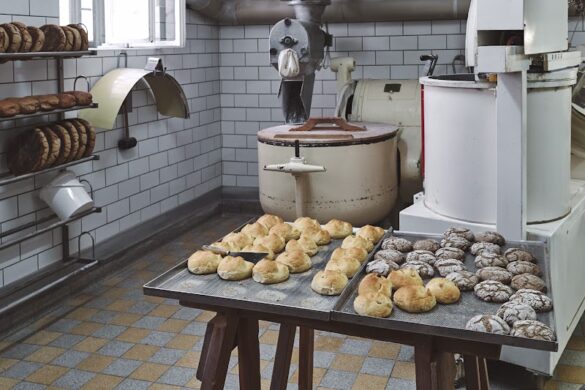Stiftsb Ckerei St Peter - SillySuitcase