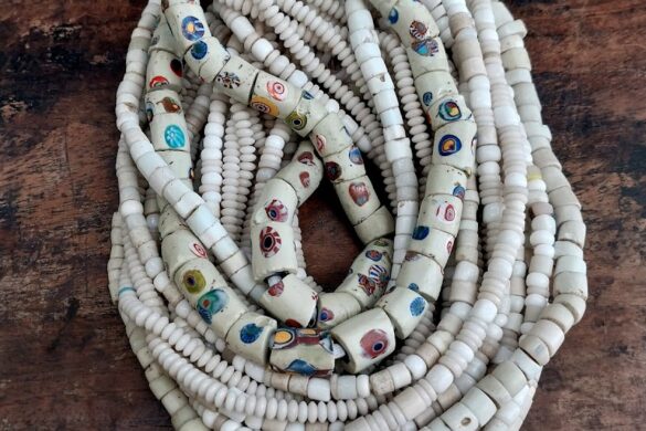 Sun Trade Beads - SillySuitcase