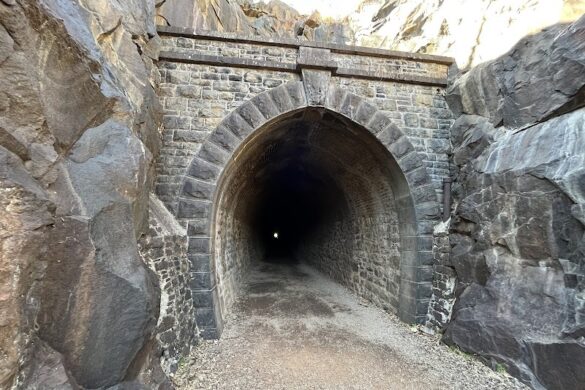 Swan View Tunnel Western End - SillySuitcase