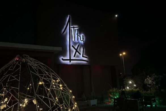 The 1Xl Night Club Ex Top 2000 - SillySuitcase