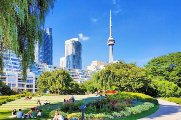 Toronto Music Garden - SillySuitcase