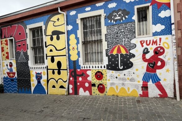 Tours 4 Tips Santiago City Tour - SillySuitcase