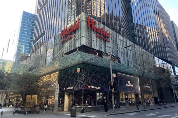 Westfield Sydney - SillySuitcase